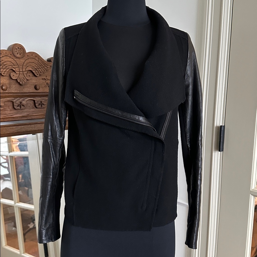 Vince Black Leather Women's Jacket XXS